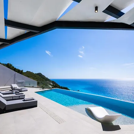 Villa Aelliades