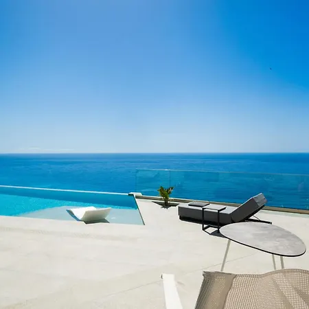 Villa Aelliades