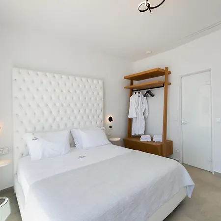 Aeliades Vila Áyios Nikítas